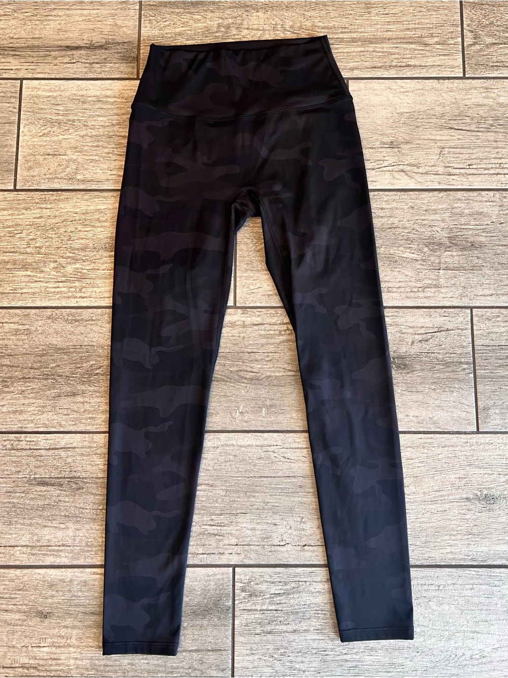 Lululemon Wunder Under High Rise Legging, Heritage Camo, No Front Seam Size 4